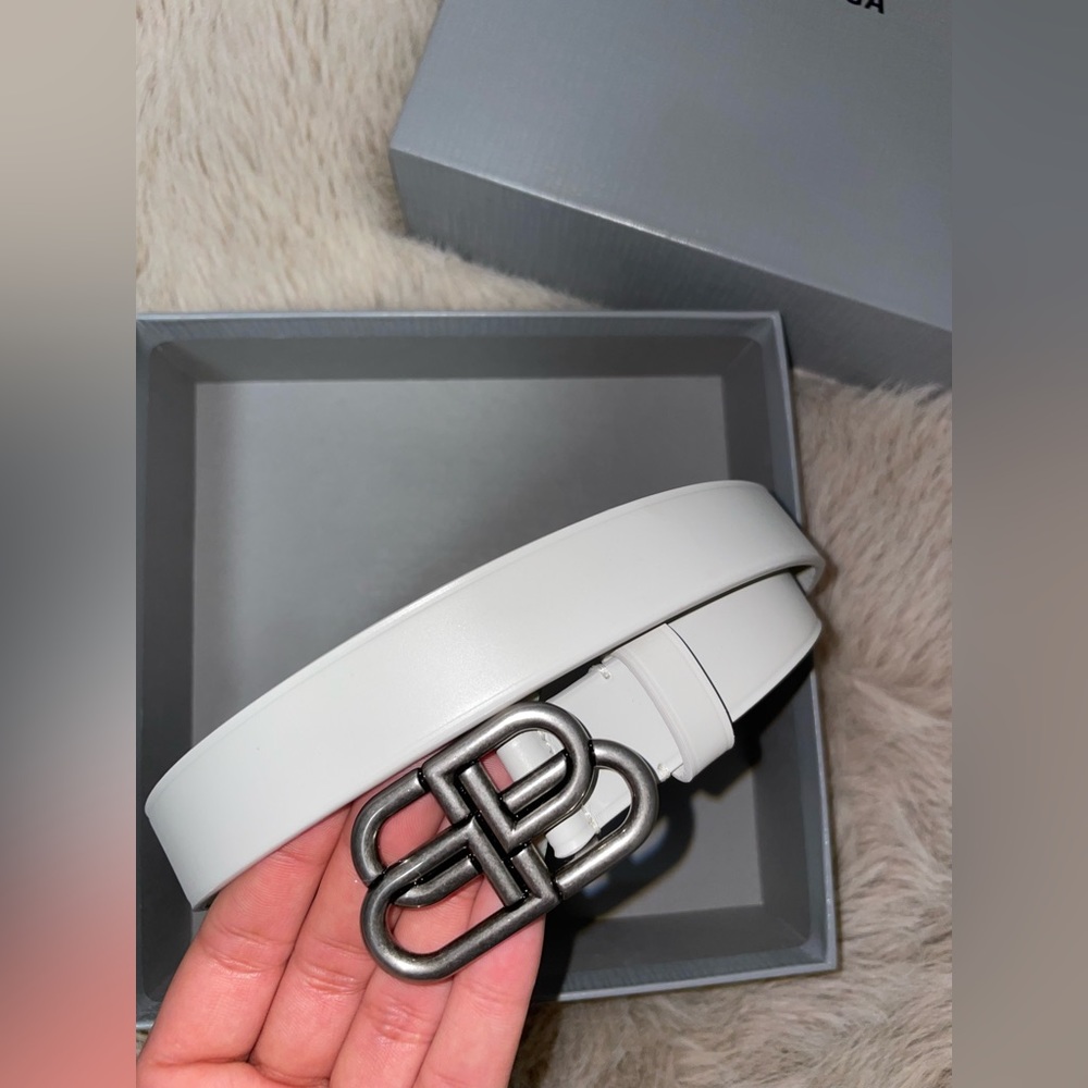 AUTHENTIC Balenciaga belt